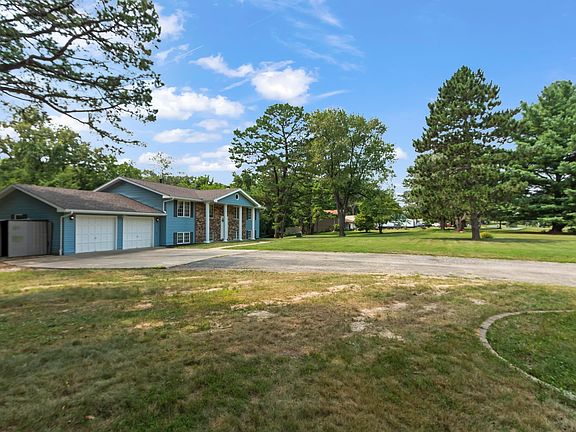 5th image of 14826 W Winchester Dr