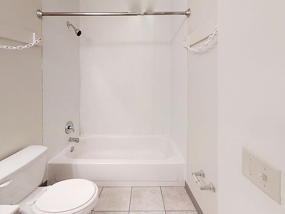 3rd image of 2135 Iuka Ave #2a0dbff90