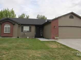 3716 E Park Ridge Dr, Nampa, ID 83687