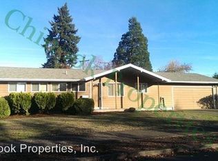 2309 Dornoch St, Springfield, OR 97477