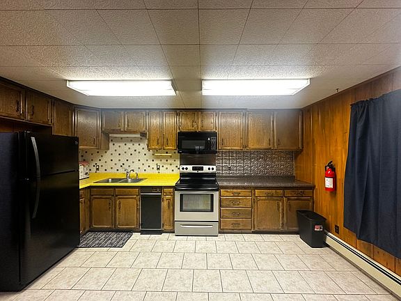 4th image of 1021 Cline Rd Unit 2