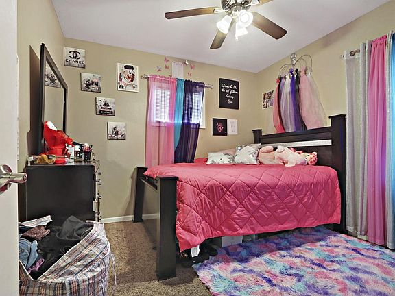 5th image of 2207/2209 Blake AVENUE