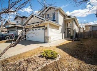 339 Foxboro Dr, Strathcona County, AB T8A 1T6
