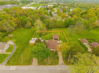 8317 N Pontiac Ave, Kansas City, MO 64151
