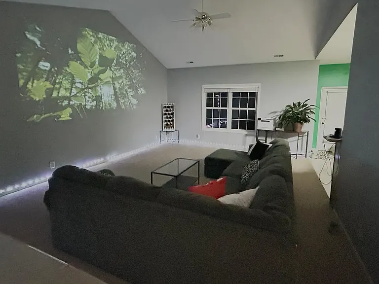 2127 Longspur Dr — Photo 2
