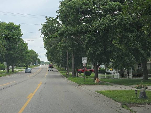 5th image of 2464 W Genesee St