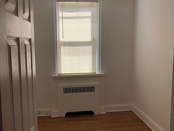 4th image of 6823 Lynford St