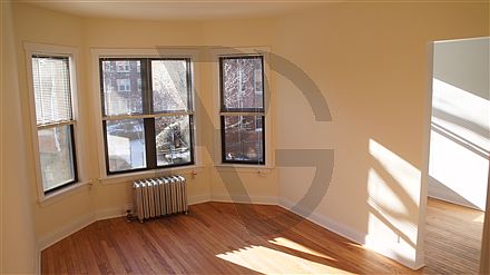 4th image of 2615 N Spaulding Ave #26211E