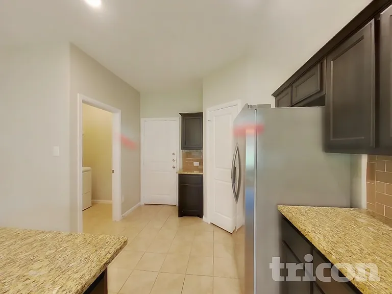 10020 Poinsett Way — Photo 10