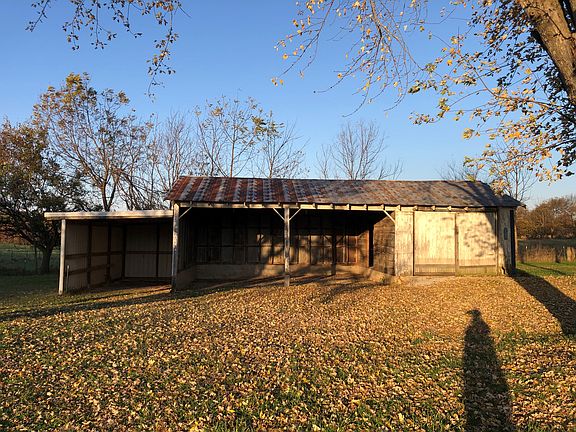 2nd image of 7502 E Farm Road 186