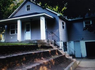 3694 Walnut St, Buchanan, MI 49107