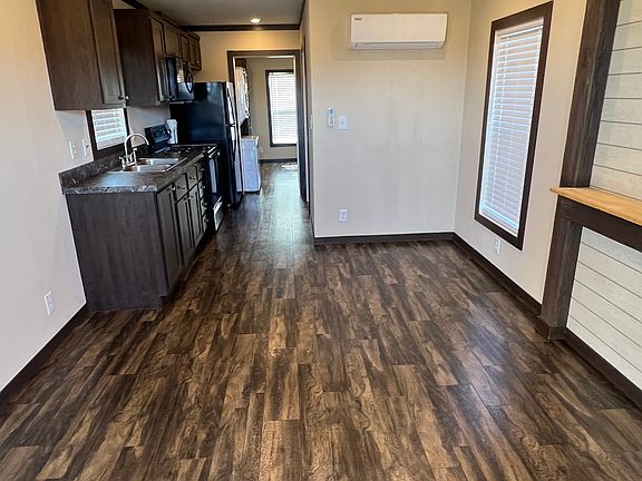 3rd image of 255 County Road 1147 N