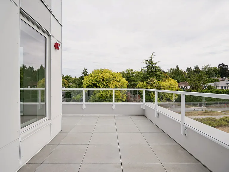 3619 Arbutus St — Photo 29