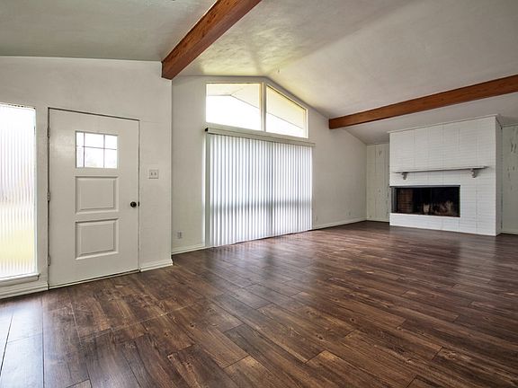 2nd image of 211 Graywood Ave
