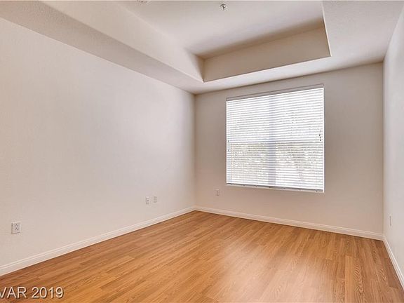 4th image of 50 E Serene Ave Unit 221