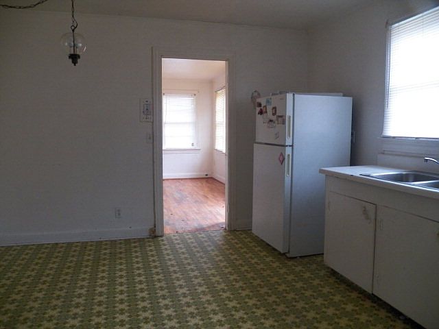 2nd image of 115 George Ave