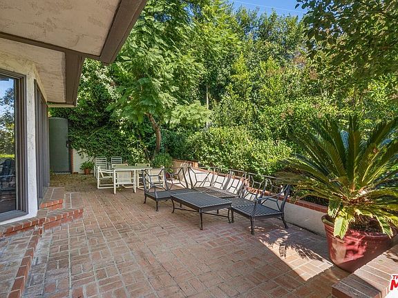 5th image of 7217 Mulholland Dr
