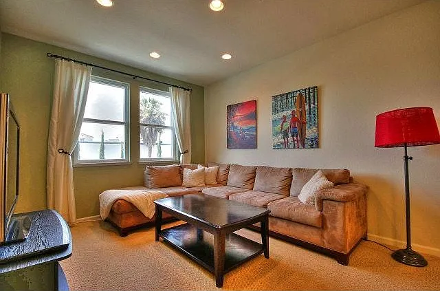 1351 De Altura Cmns — Photo 6