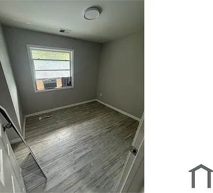 535 Paines Ave NW — Photo 6