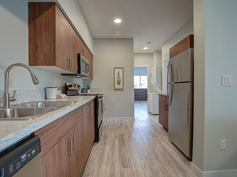 Colima Apartments — Photo 28