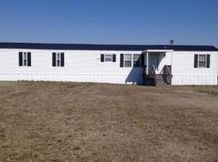 400 Mills Loop Rd, Mount Olive, NC 28365