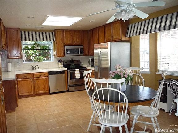 5th image of 1309 San Pedro Ave