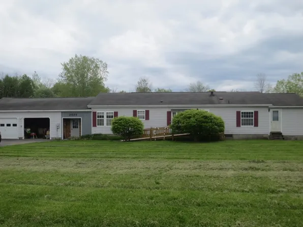 2035 Mills Rd, Waterloo, NY 13165