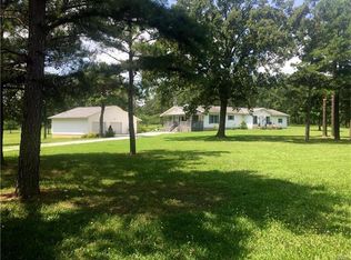 17306 State Route F, Saint James, MO 65559