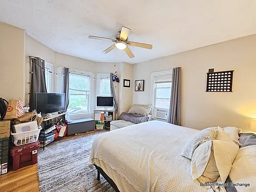 18 Mansfield St #2 — Photo 6