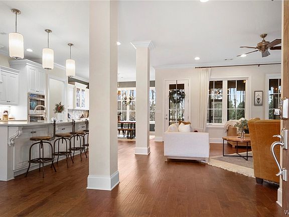 4th image of 6413 Glen Cove Pl