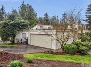 Lake Meridian Village, Kent, WA 98042