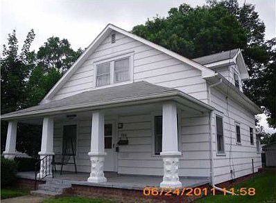 1st image of 306 N Oakland St