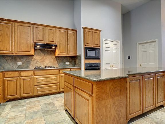 5th image of 1140 Cogburn Ct