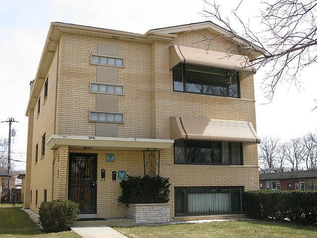1st image of 3041 Kensington Ave