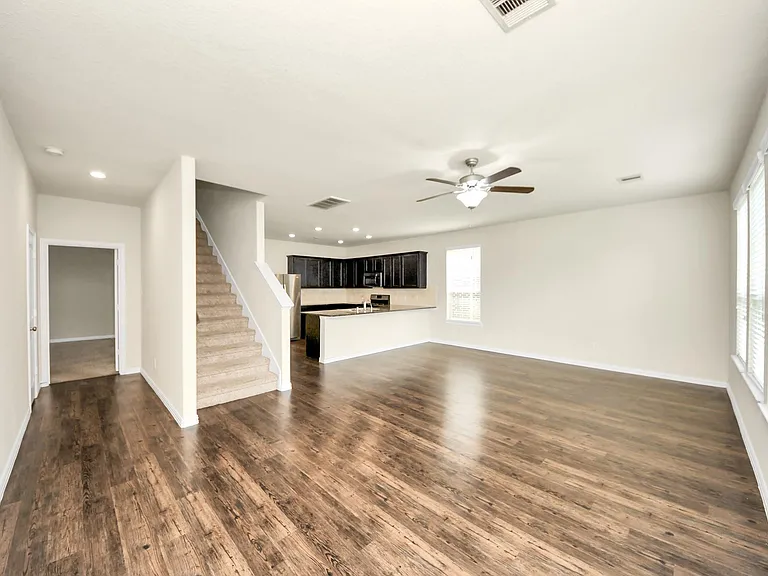 1437 Northwood Springs Dr — Photo 13