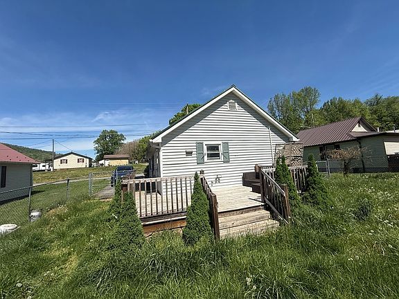 5th image of 340 Davidson St