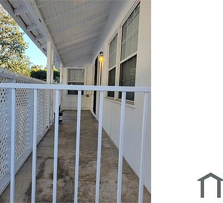 3rd image of 4451 Stansbury Ave