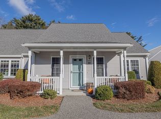 3 Cranberry Grove Way APT D, Wareham, MA 02571