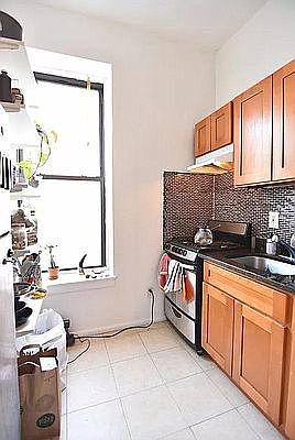 3rd image of 200 W 134th St APT 1B
