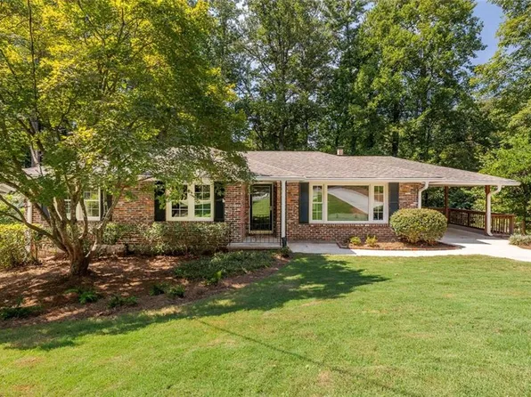 2431 Harrington Dr, Decatur, GA 30033