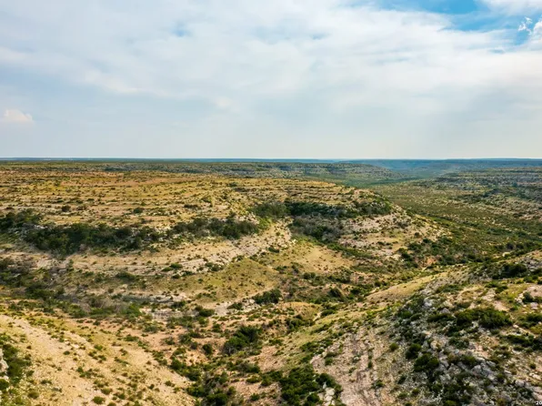 00 CR 107, Ozona, TX 76943