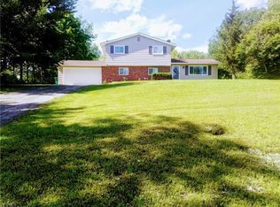 11190 Pekin Rd, Newbury, OH 44065