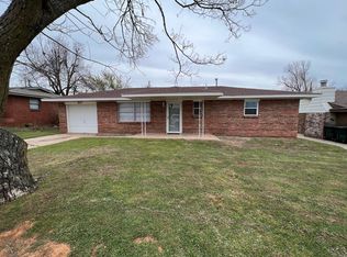 9617 Sonata Ct, Midwest City, OK 73130