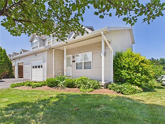 2nd image of 1335 Courtney Dr
