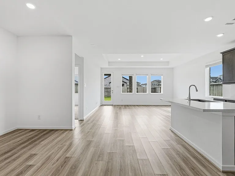 9710 Rialto Heights Dr — Photo 9