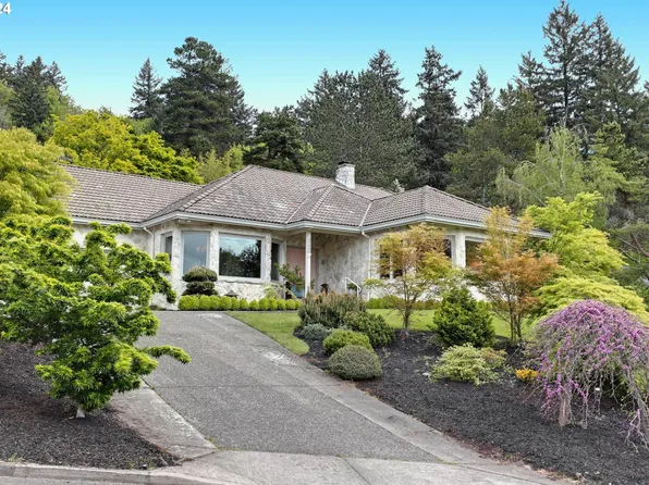 3230 SW 55th Dr, Portland, OR 97221