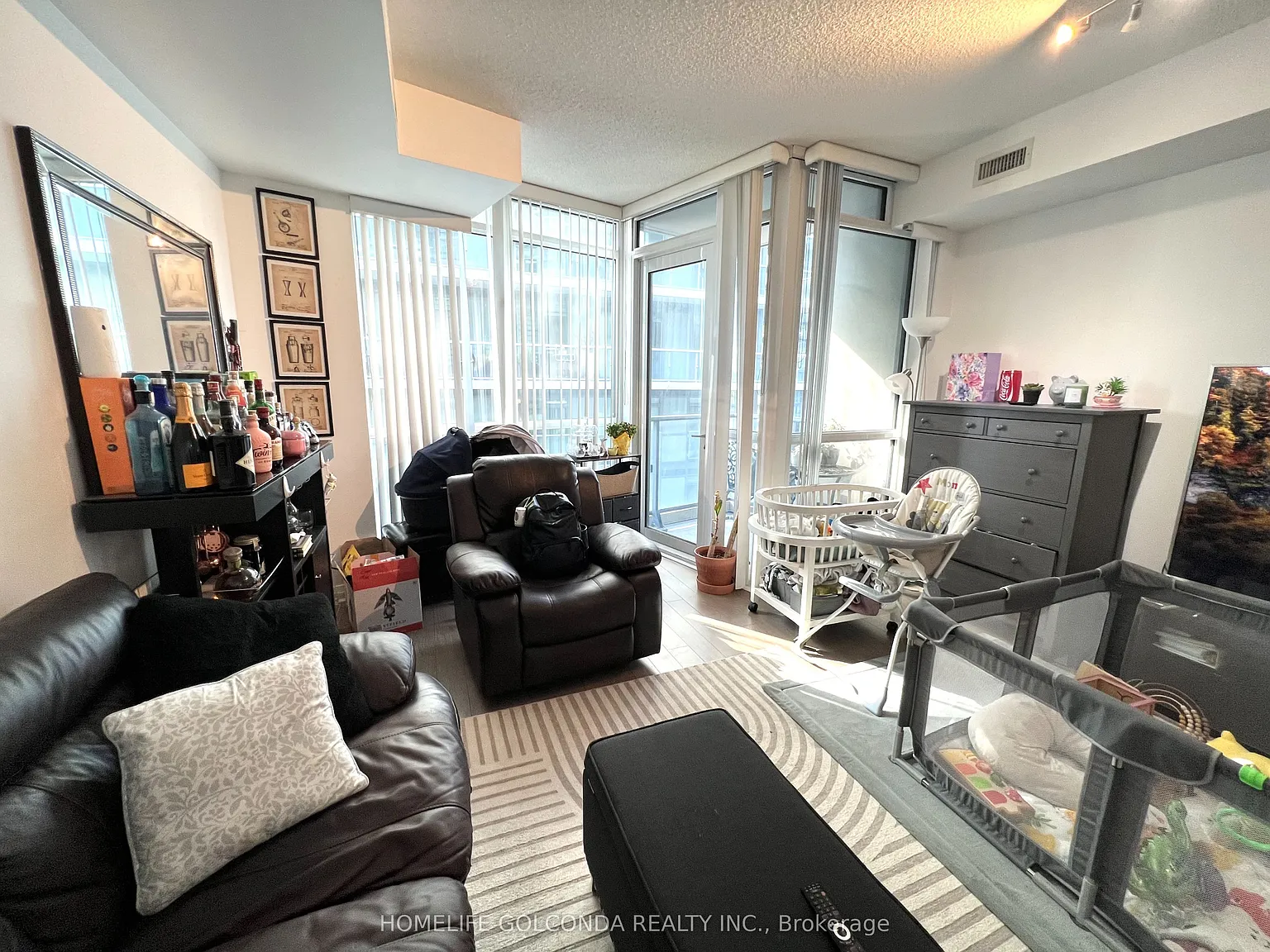 1 bed, $2,300 — Photo 4