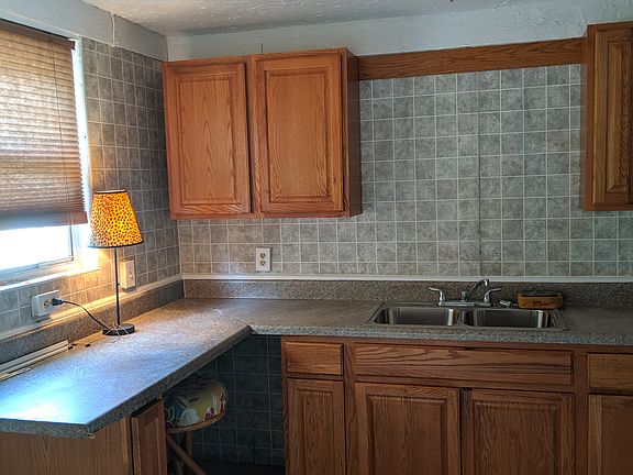 3rd image of 30 Palmetto Dr