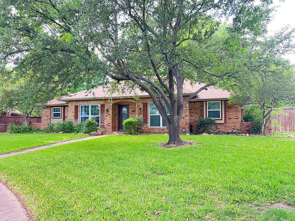 1st image of 2217 Argyle Cir