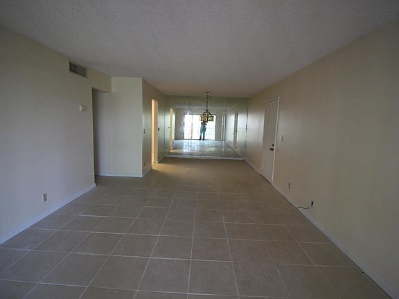 3rd image of 9785 Pineapple Tree Dr APT 206